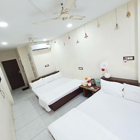 Hotel S Tower Ujjain Exterior photo