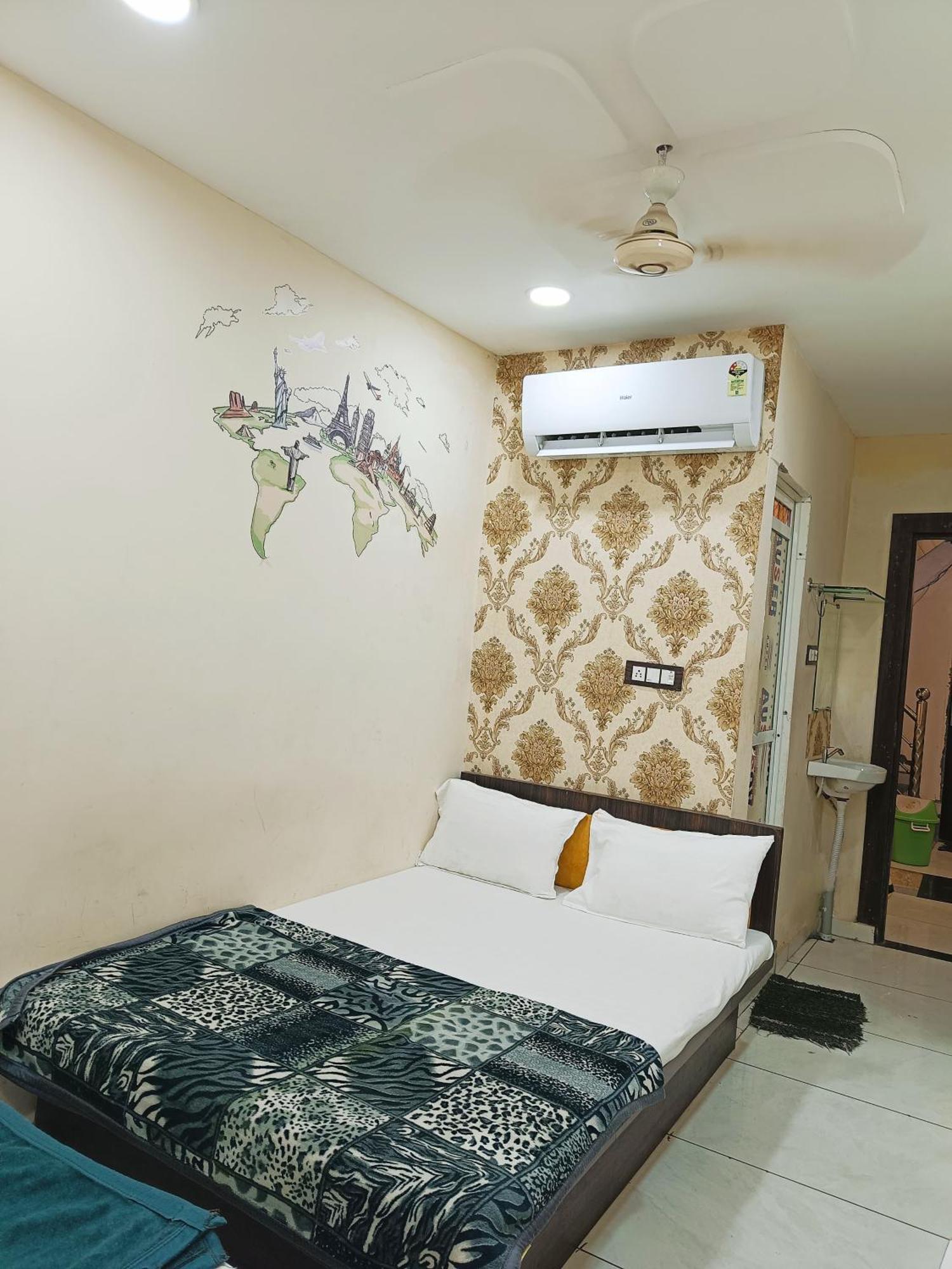 Hotel S Tower Ujjain Exterior photo